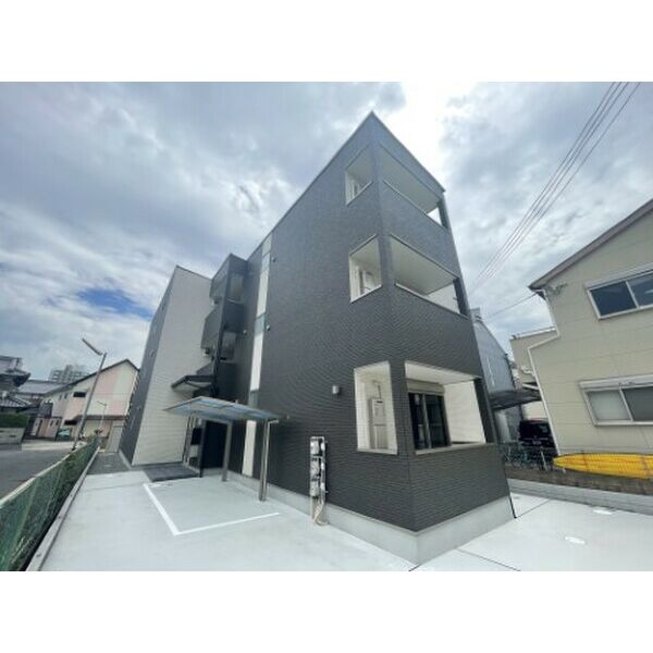 ジーメゾン泉大津イエナス