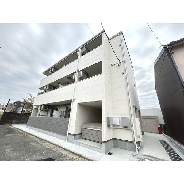 ジーメゾン十条ウエストの外観2枚目