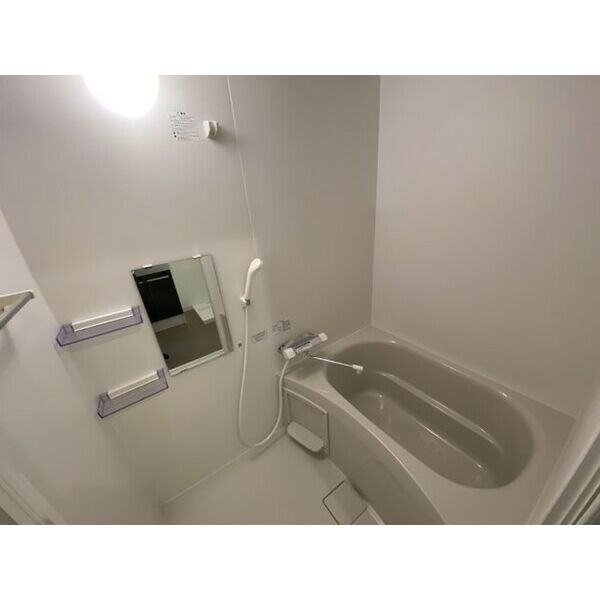 エステイトE桂川A棟の室内写真9枚目