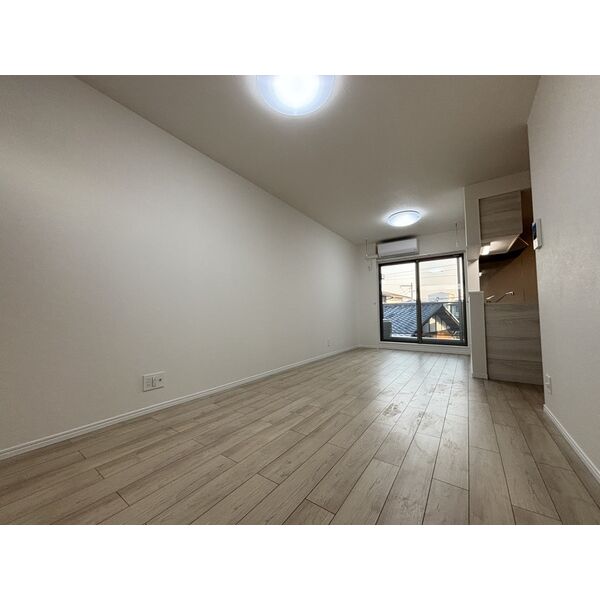 シーズンズ仁川の室内写真2枚目