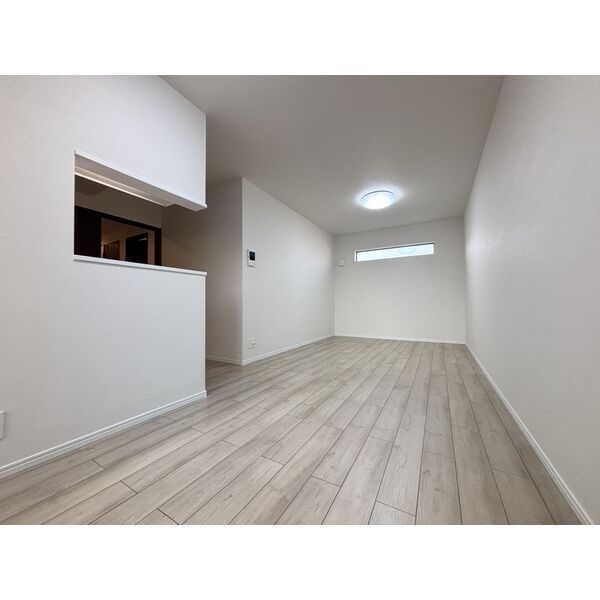 シーズンズ仁川の室内写真3枚目