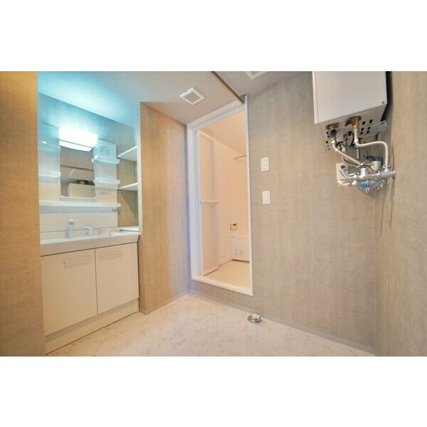 CG HOMES 南11条 画像12