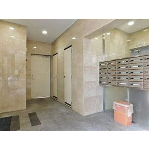 アマントリビエールシギノの外観2枚目