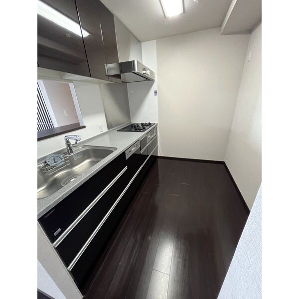 なんばグランドマスターズタワーの室内写真4枚目