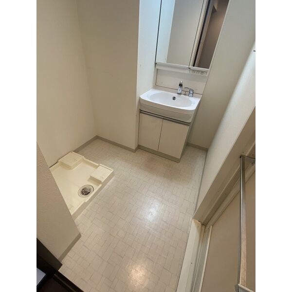 アスヴェル京都西大路御池の室内写真5枚目