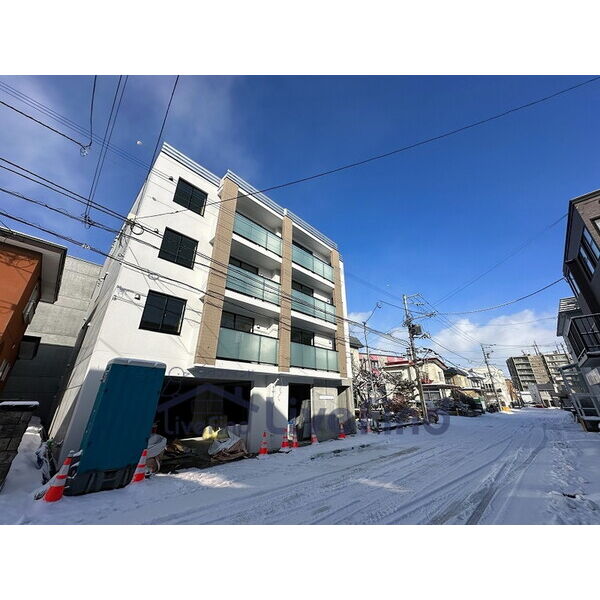 Four Seasons 福住(フォーシーズンフクズミ) 画像1