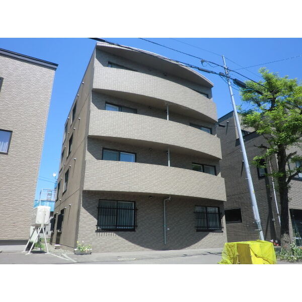 ヴィレッジ円山 画像1