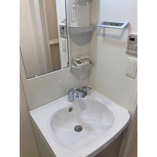 アプリーレ中之島の室内写真6枚目