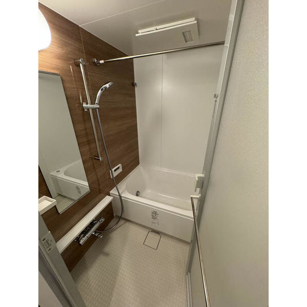 ザ・パークハビオ塚本の室内写真8枚目