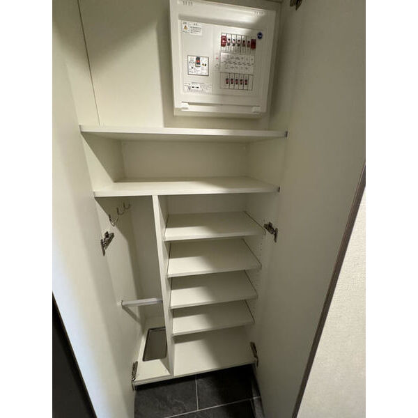 ザ・パークハビオ塚本の室内写真10枚目