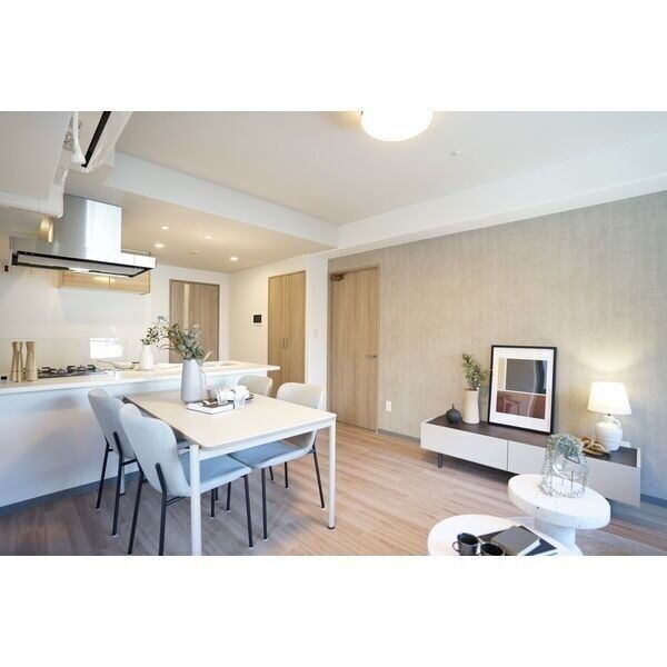 LEGALAND+ ABENOSANMEICHOの室内写真2枚目