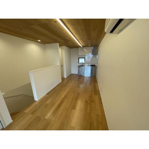 CASA Asteria gamoの室内写真1枚目