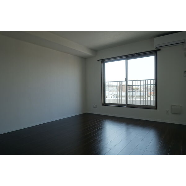 レーヴメゾン羽衣の室内写真2枚目