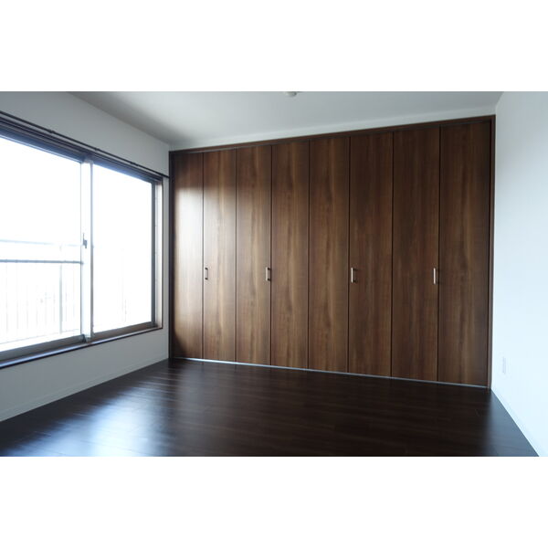 レーヴメゾン羽衣の室内写真3枚目