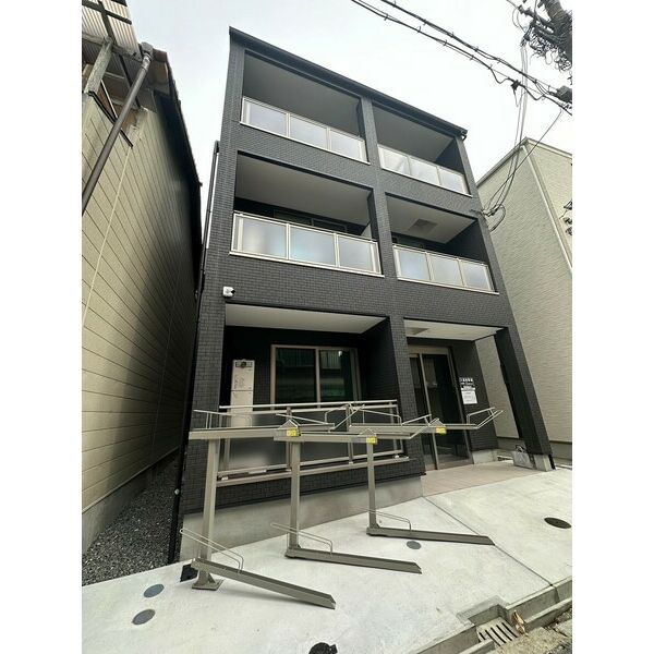 WindBell天下茶屋の外観2枚目