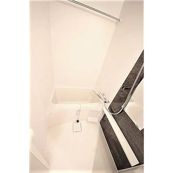 エスリード難波THE FIRSTの室内写真6枚目