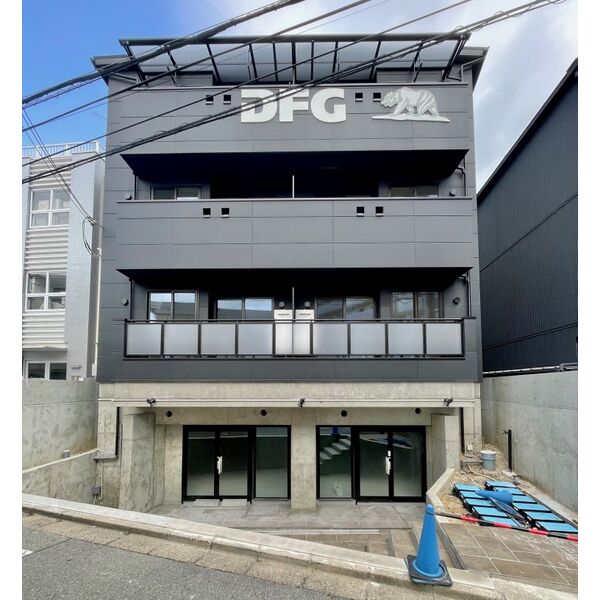 LOHAUS花屋敷駅前