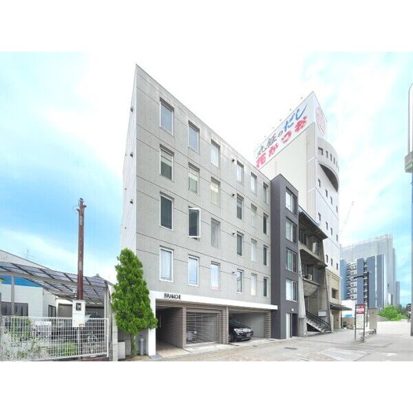 リアプロマンション外観