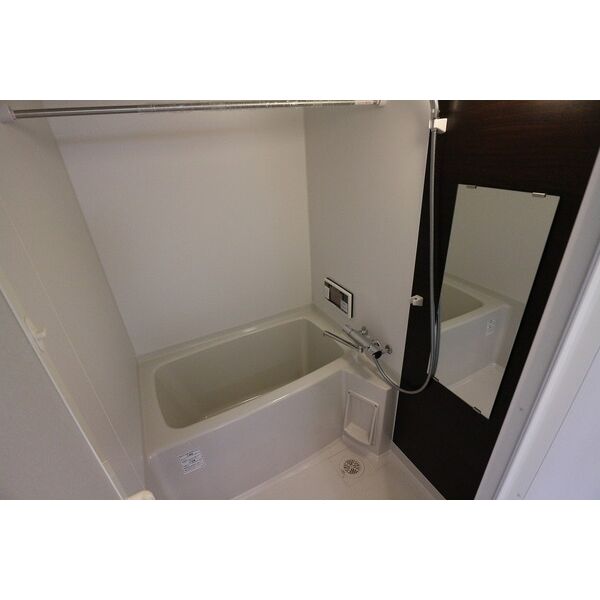 GRANDTIC DAVA今津の室内写真6枚目