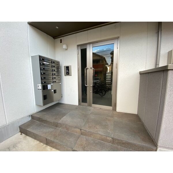 フィユフラッツ豊津リュクスの外観2枚目