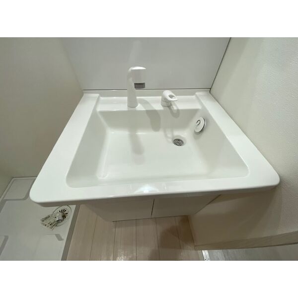 フィユフラッツ豊津リュクスの室内写真5枚目