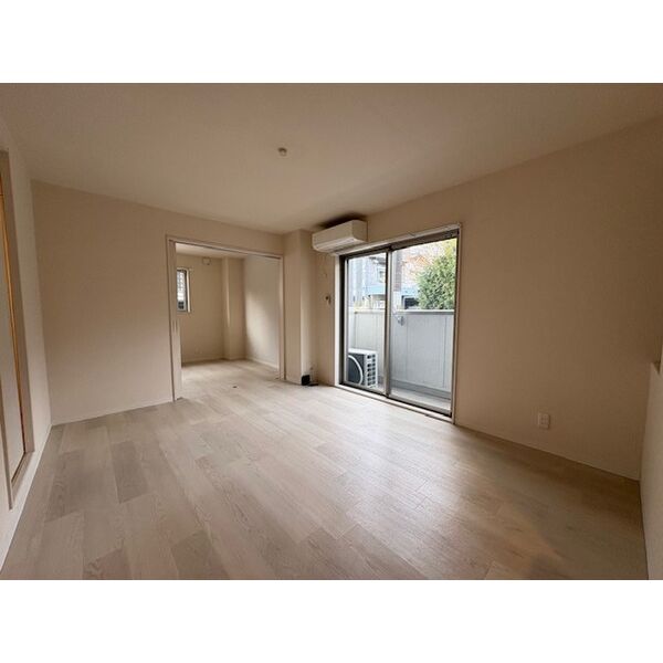 フィユフラッツ中桜塚の室内写真1枚目