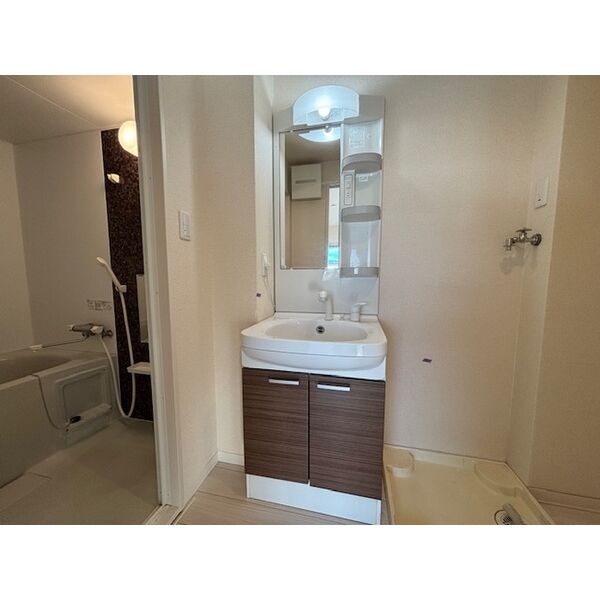 フィユフラッツ中桜塚の室内写真5枚目