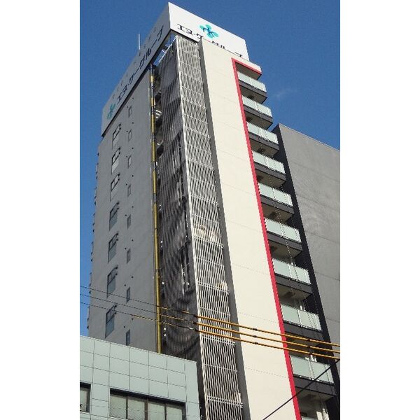 BUILDING