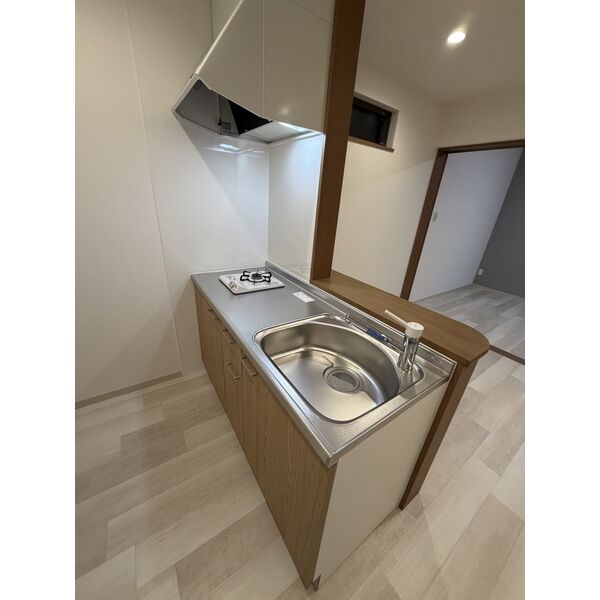 クレスト高安の室内写真9枚目