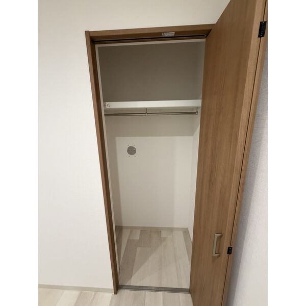 クレスト高安の室内写真13枚目