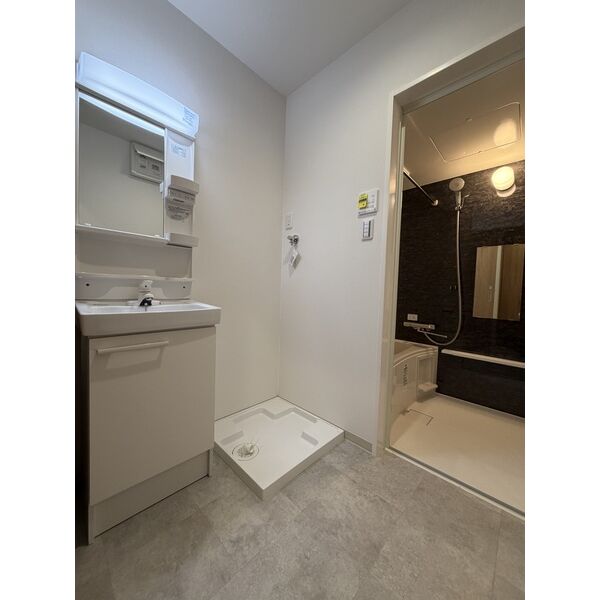 クレスト高安の室内写真16枚目