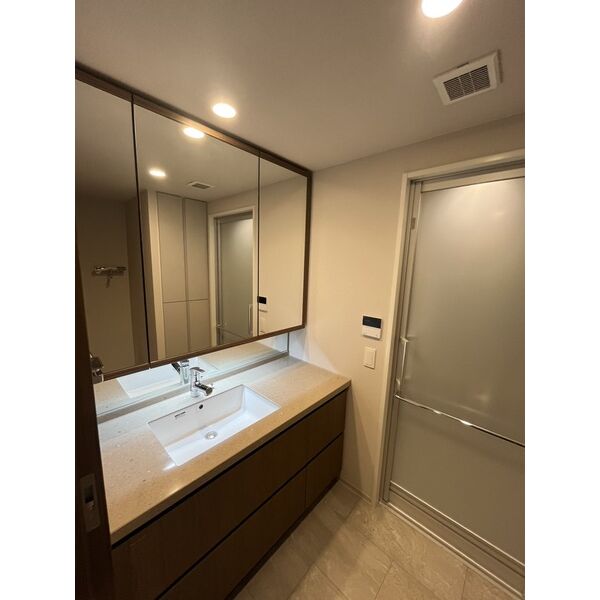 レジェイド帝塚山の室内写真4枚目