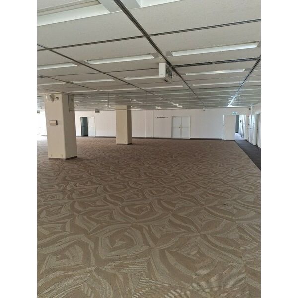 敷地内/建物
