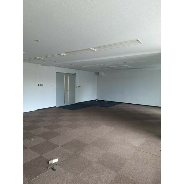 敷地内／建物