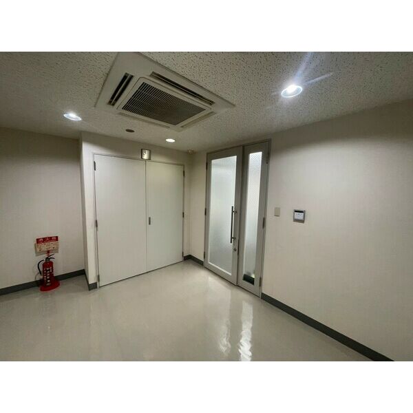敷地内／建物