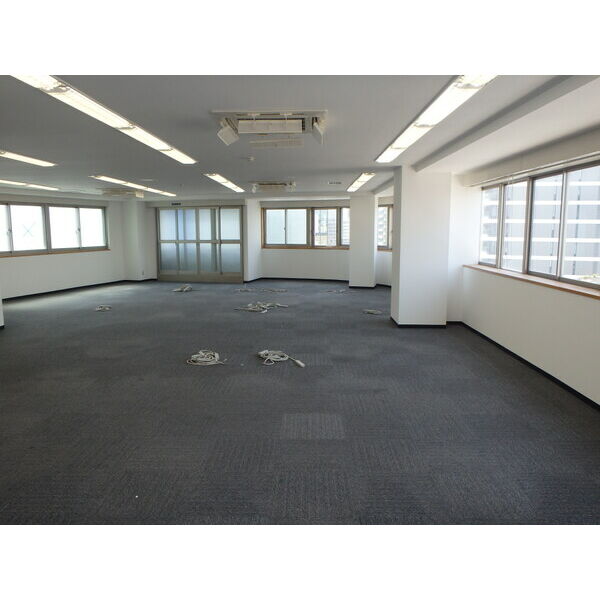 敷地内／建物