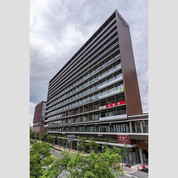 ジオエント西宮北口の外観2枚目