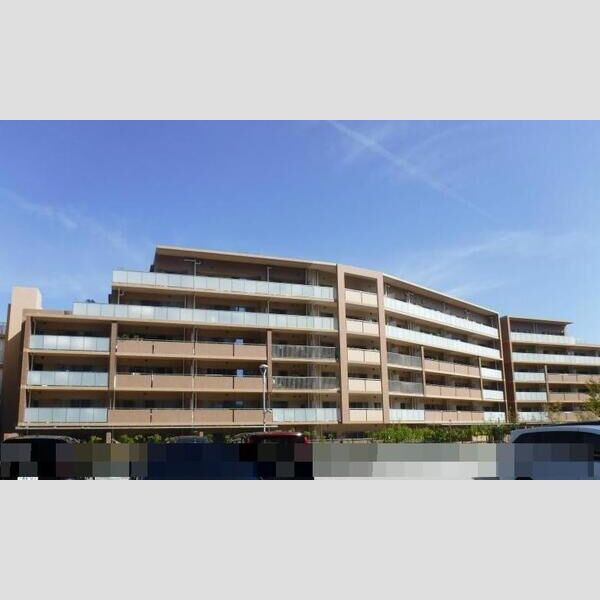 ジオ千里中央フォレストカーサH棟の外観2枚目