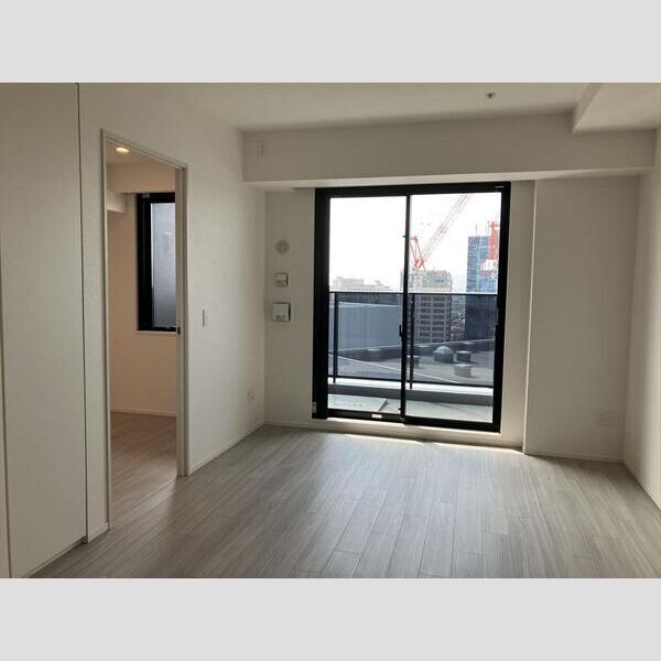 Brillia Tower箕面船場TOP OF THE HILLの室内写真5枚目