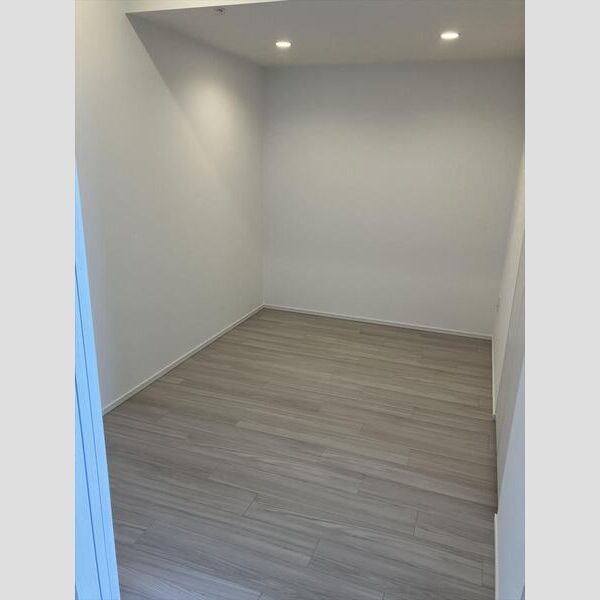 Brillia Tower箕面船場TOP OF THE HILLの室内写真7枚目