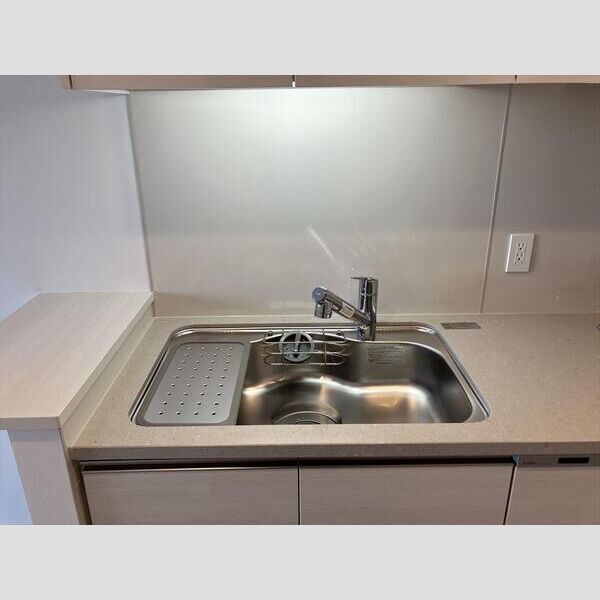 Brillia Tower箕面船場TOP OF THE HILLの室内写真8枚目