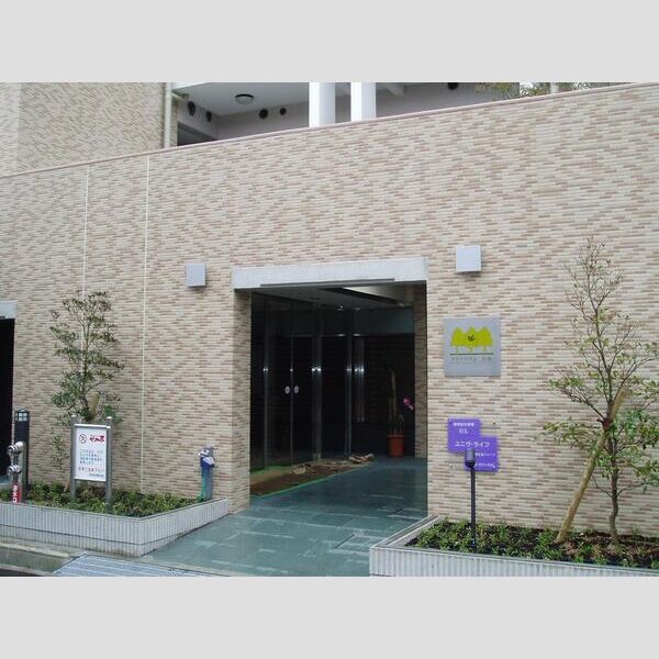 ドライバウム江坂の外観2枚目