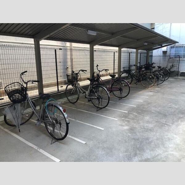 K’s SQUARE ESAKAの外観5枚目