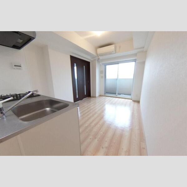 K’s SQUARE ESAKAの室内写真1枚目