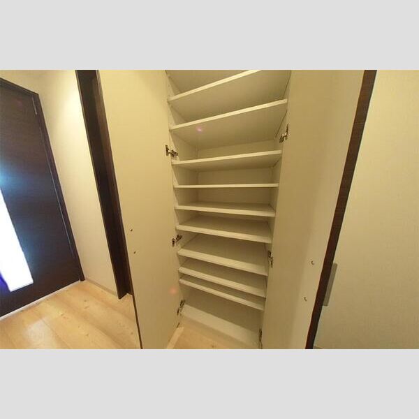 K’s SQUARE ESAKAの室内写真9枚目