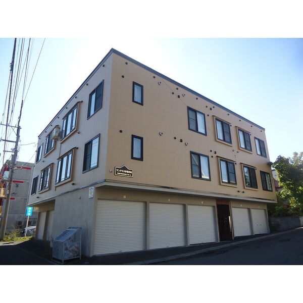 リアプロマンション外観