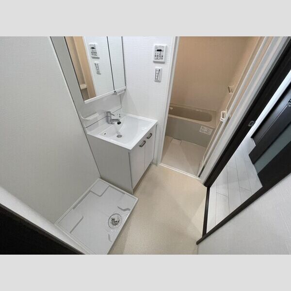 インザグレイス新大阪ソレアードの室内写真5枚目