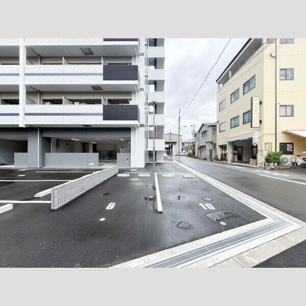 Alivis福島海老江(旧:フォーリアライズ福島ルノン)の外観10枚目