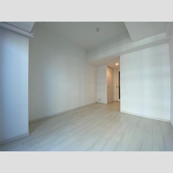 S-RESIDENCE新大阪WESTの室内写真2枚目