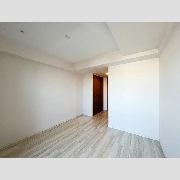 S-RESIDENCE新大阪WESTの室内写真4枚目